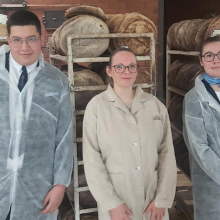 VISITE DE LA MANUFACTURE POILÂNE AVEC L'ASSOCIATION VRINAT POUR LES JEUNES EN SITUATION DE HANDICAP