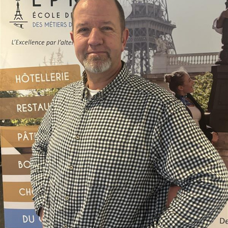 LAURENT DELCROS, MEILLEUR APPRENTI CUISINIER 1984  