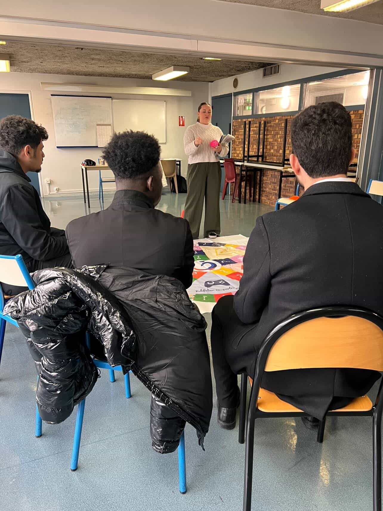 Atelier de sensibilisation aux addictions : une intervention Euro-Toques Jeunes à l'EPMT 