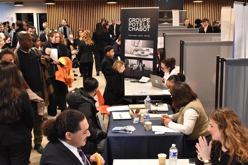 FORUMS RECRUTEMENT : L’EPMT, CARREFOUR DES TALENTS ET DES ENTREPRISES